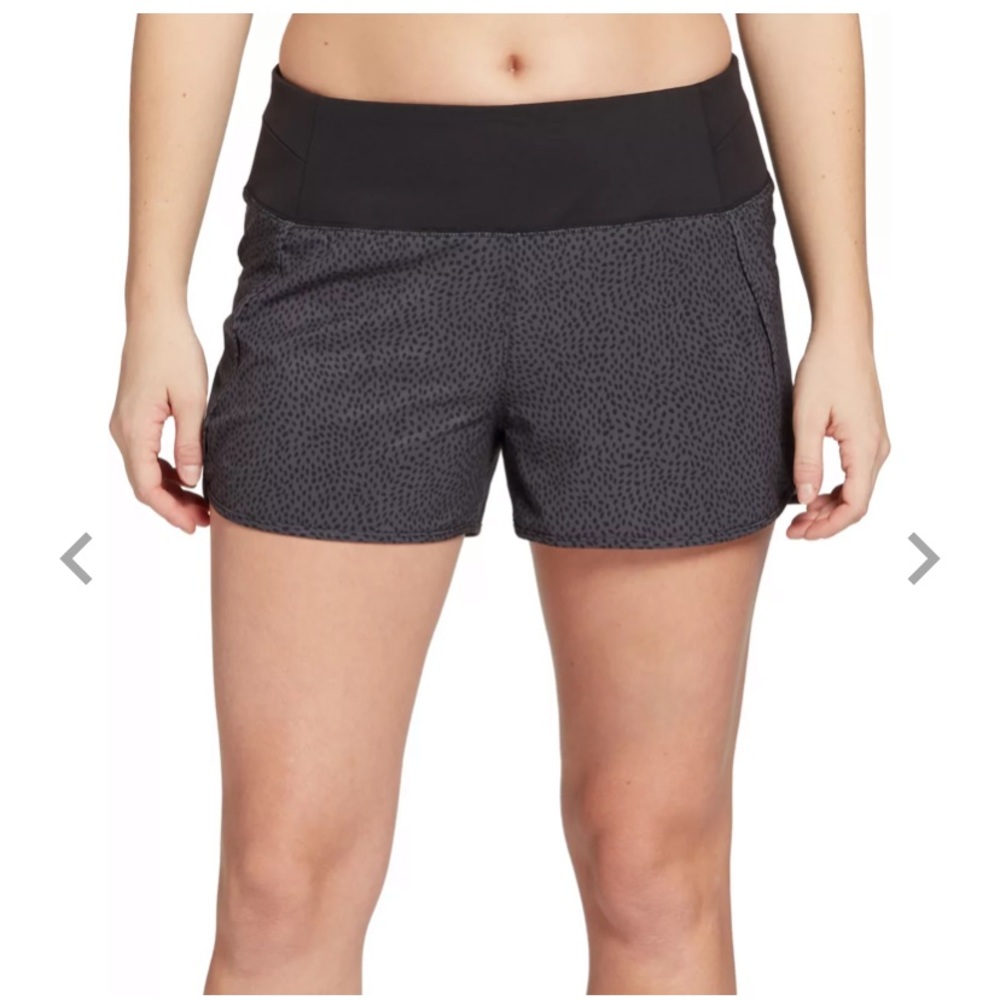 CALIA by Carrie Underwood Women's Anywhere Trim Detail Shorts